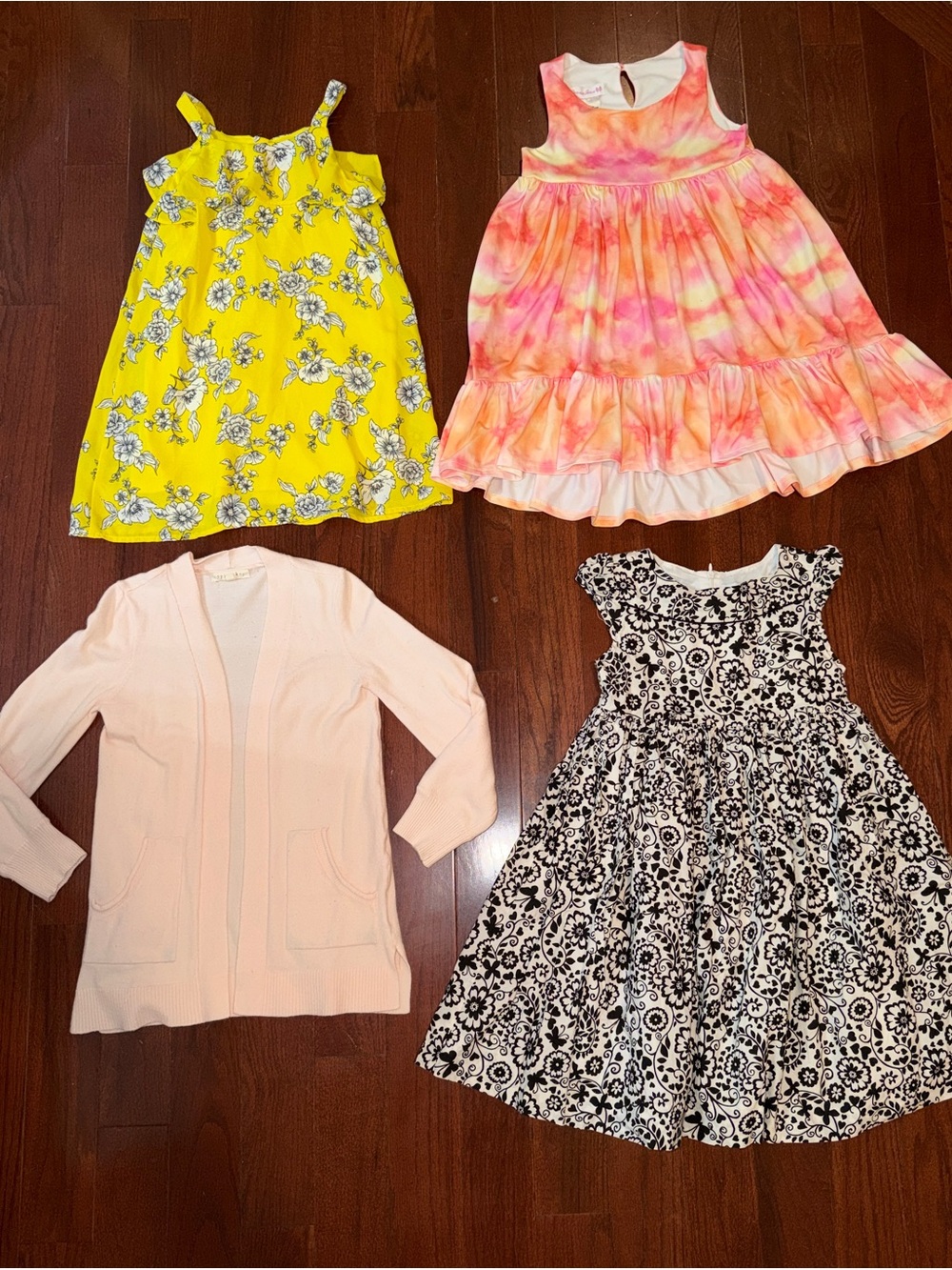 BUNDLE OF GIRLS DRESSES
